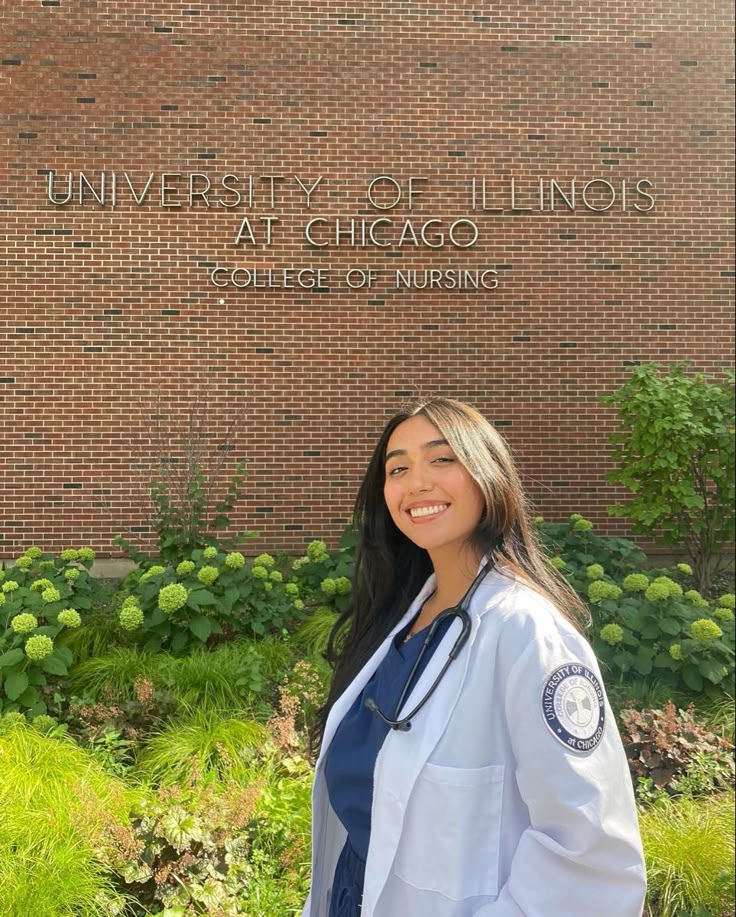 Ayesha K., Nursing Student testimonial